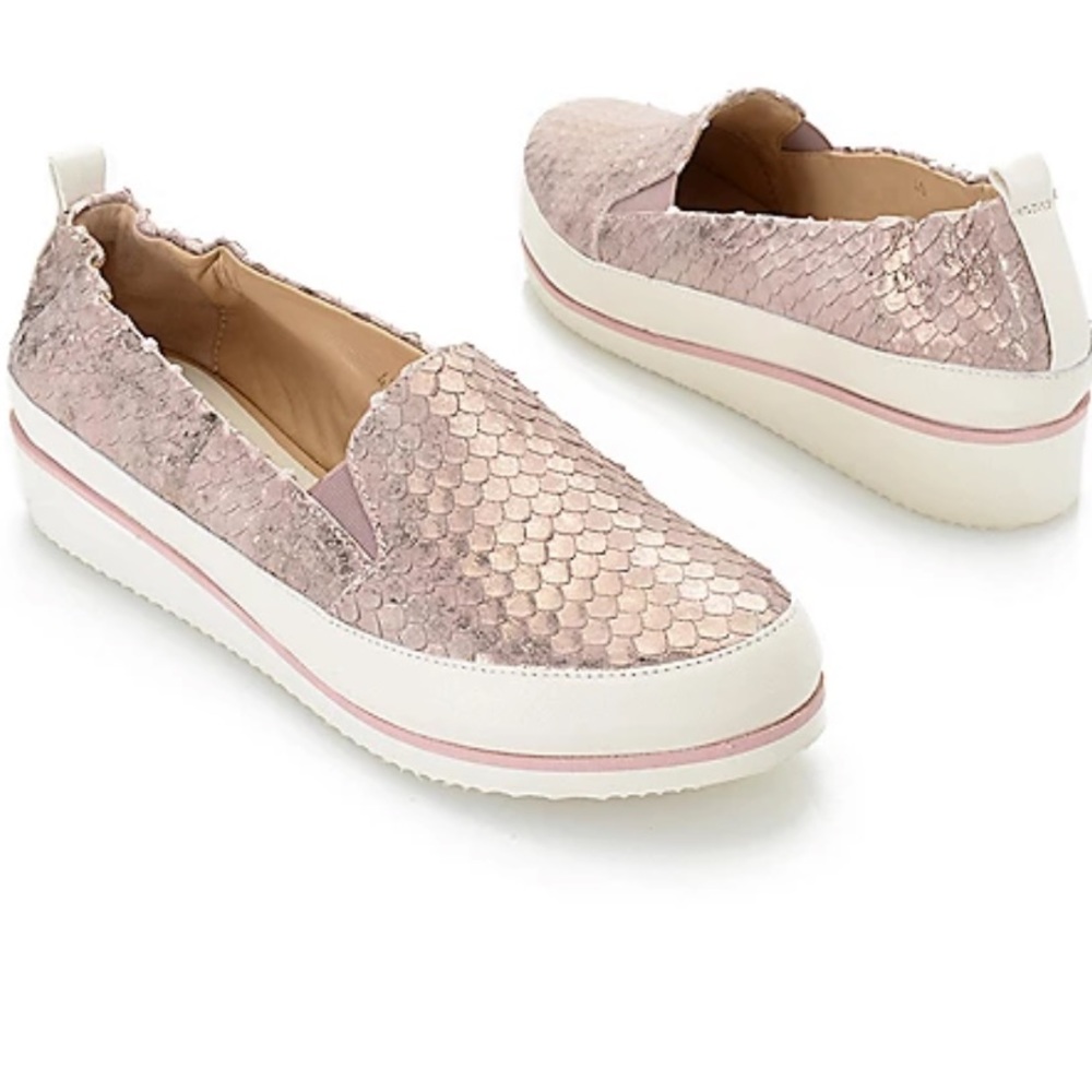 Ron White "Nell' Nappa Leather
Ultralight Slip-on Wedge... ROSE METALLIC 39.5